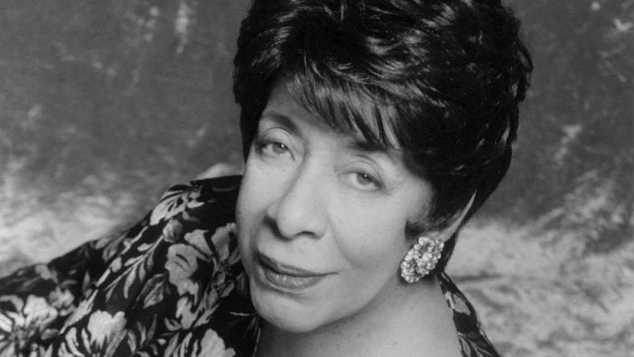 SHIRLEY HORN Sa biographie, ses albums, ses concerts