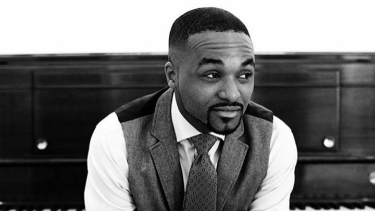 Sullivan Fortner entre tradition et modernité avec "Solo Game"