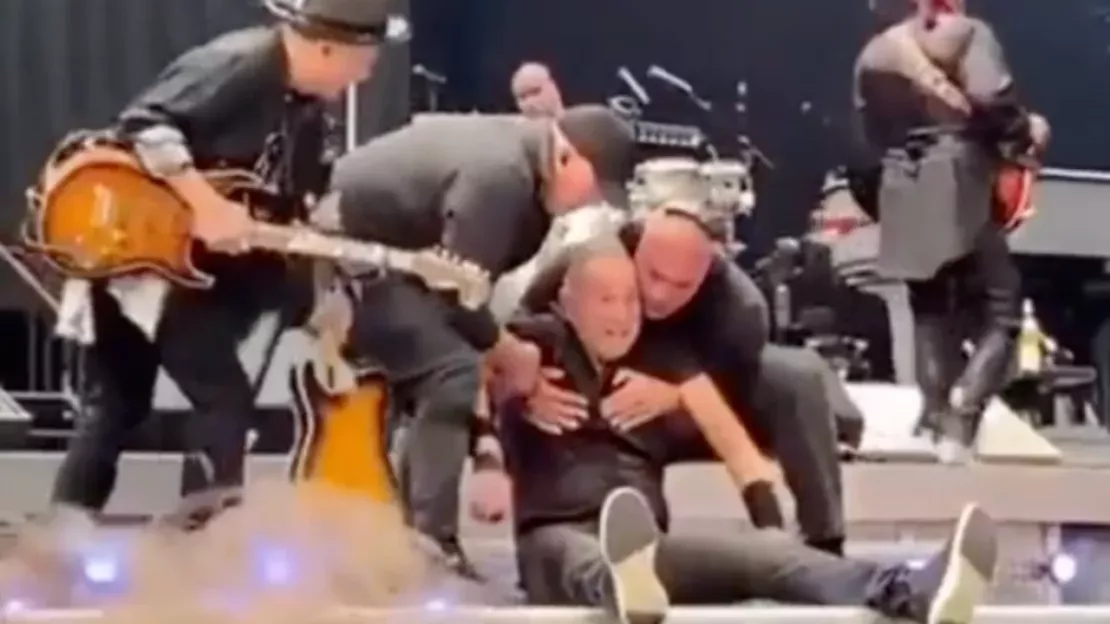 Bruce Springsteen chute en plein concert !