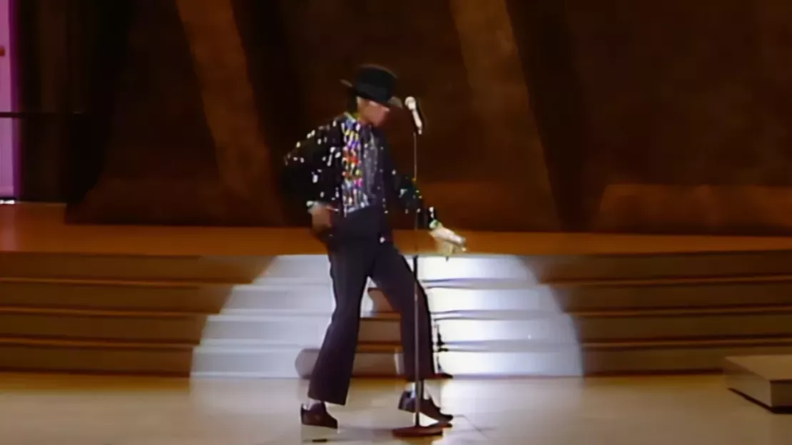 Michael Jackson : son chapeau se vend à plus de 77 000€ !