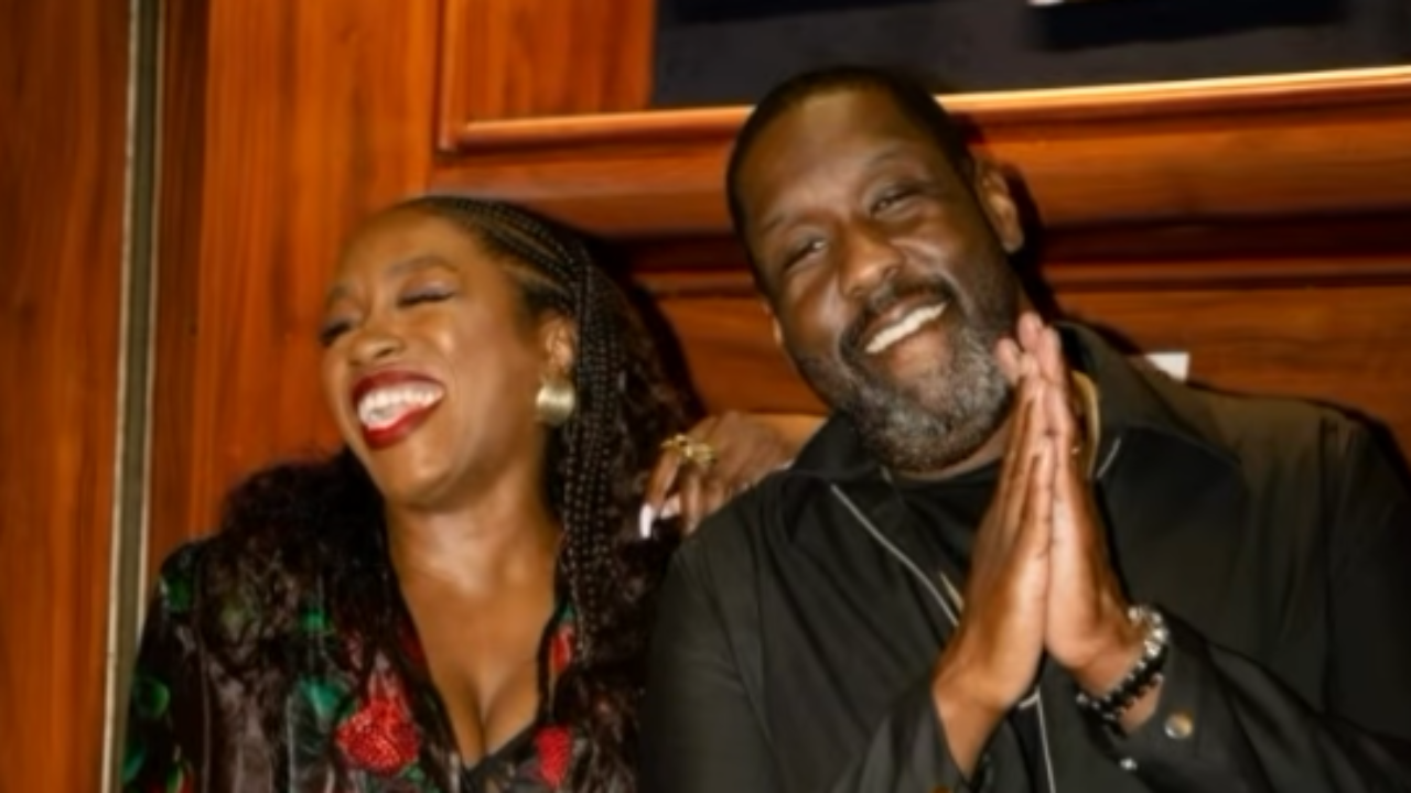 Adam Blackstone et Estelle nous offrent le petit bijou de la rentrée, avec "What You Won’t Be"