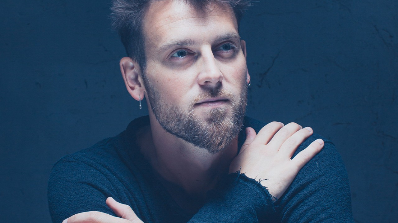 Anthony Jambon nous hypnotise avec "Clock", le premier single de son nouvel album