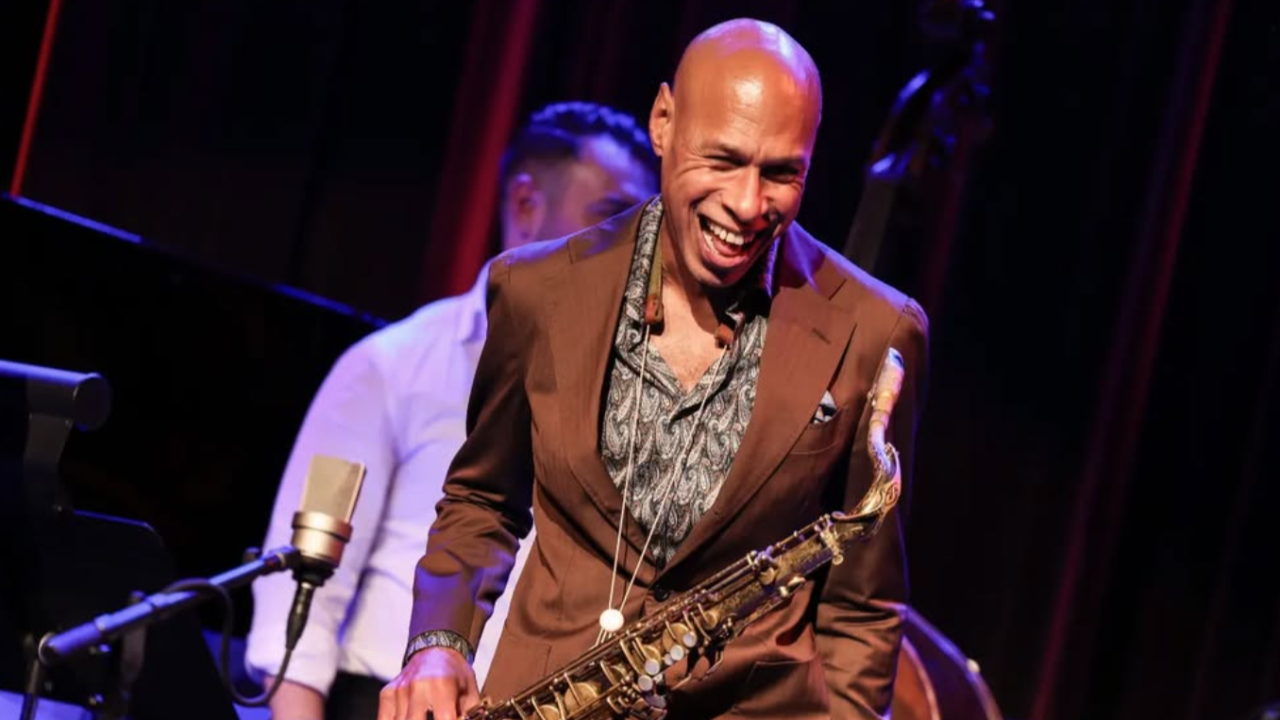 Avec son quartet, Joshua Redman tutoie les sommets avec son nouveau projet "Words Fall Short"