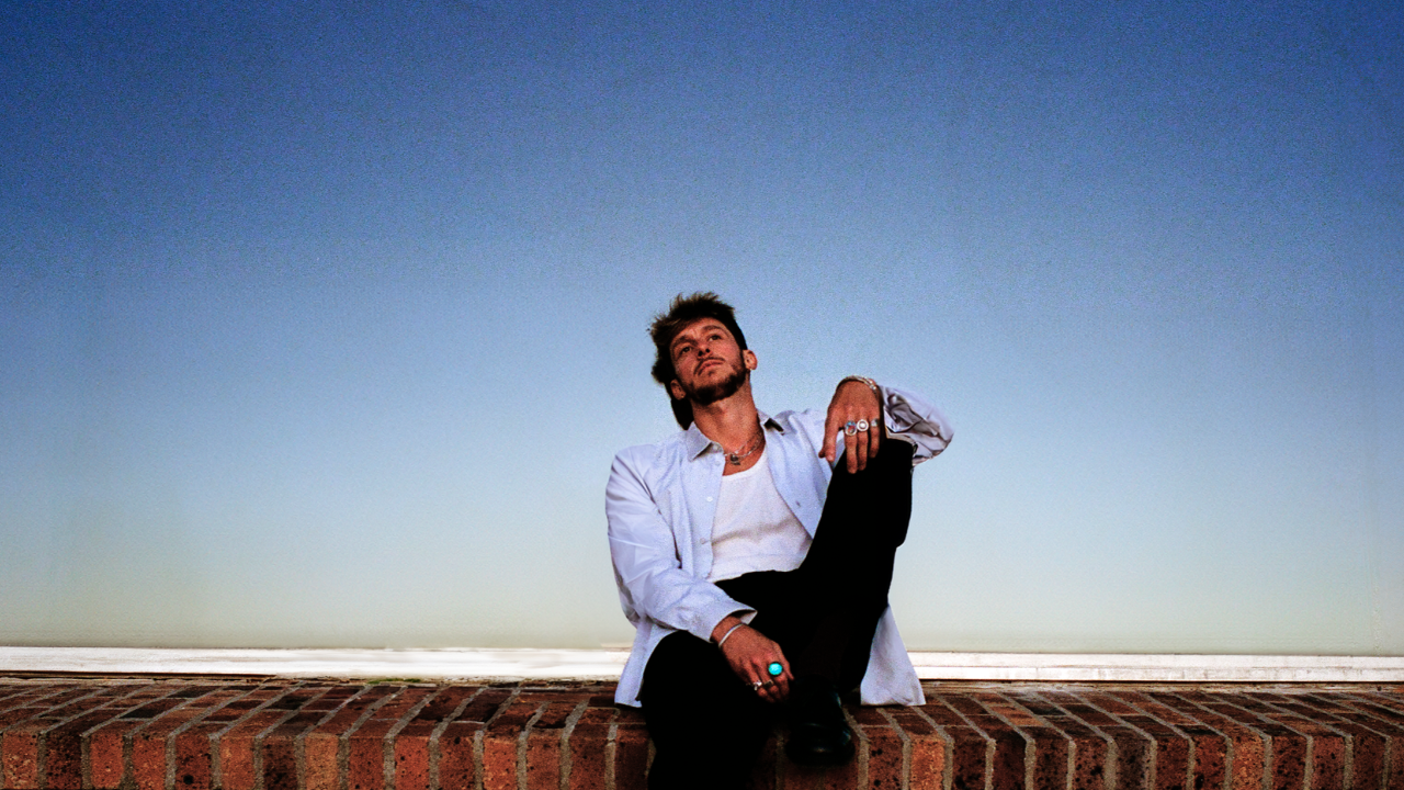 Béesau vous dit tout sur son album "Une fleur et des papillon" Béesau vous dit tout sur son album "Une fleur et des papillon"