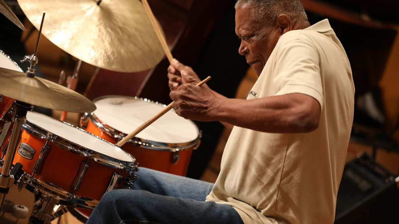 Billy Hart dévoile son tout premier album live "Multidirectional" Billy Hart dévoile son tout premier album live "Multidirectional"