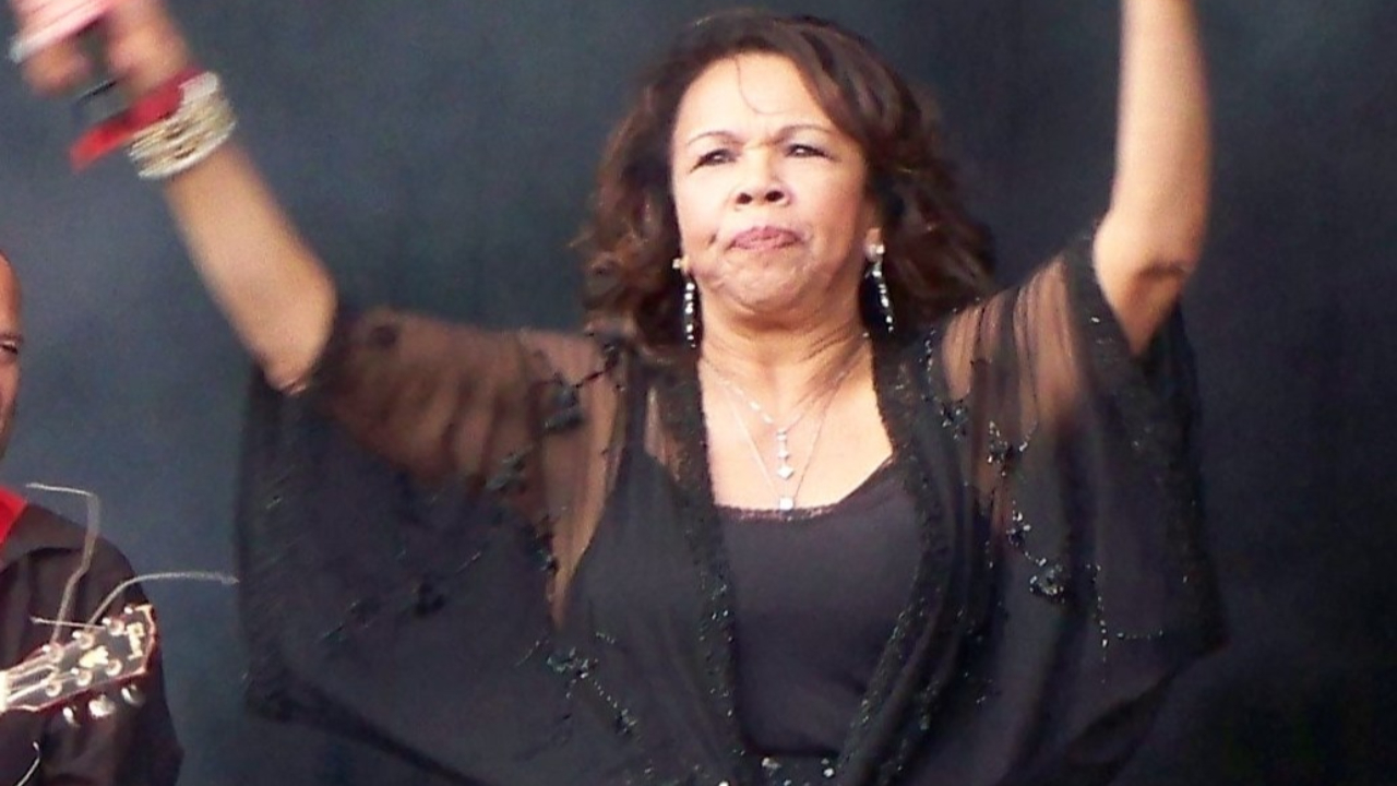 Candi Staton célèbre ses 85 ans avec la sortie d'un nouvel album, "Back To My Roots"