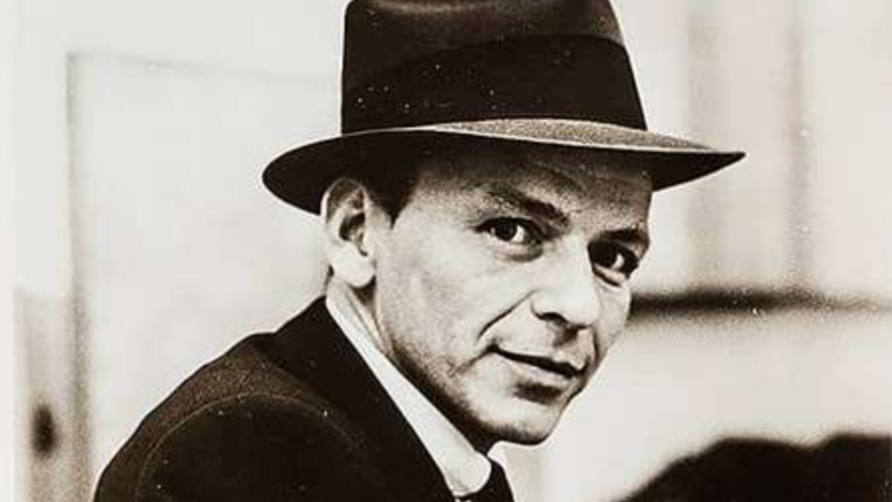 Ce jour où Frank Sinatra atteint le sommet du Top Ten en Angleterre pour la première fois avec "My Way " Ce jour où Frank Sinatra atteint le sommet du Top Ten en Angleterre pour la première fois avec "My Way "