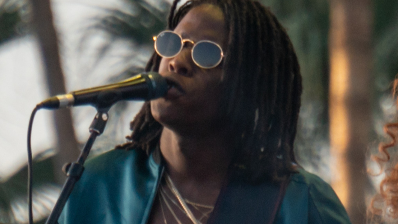 Daniel Caesar ne veut plus faire de titres comme “Peaches” Daniel Caesar ne veut plus faire de titres comme “Peaches”