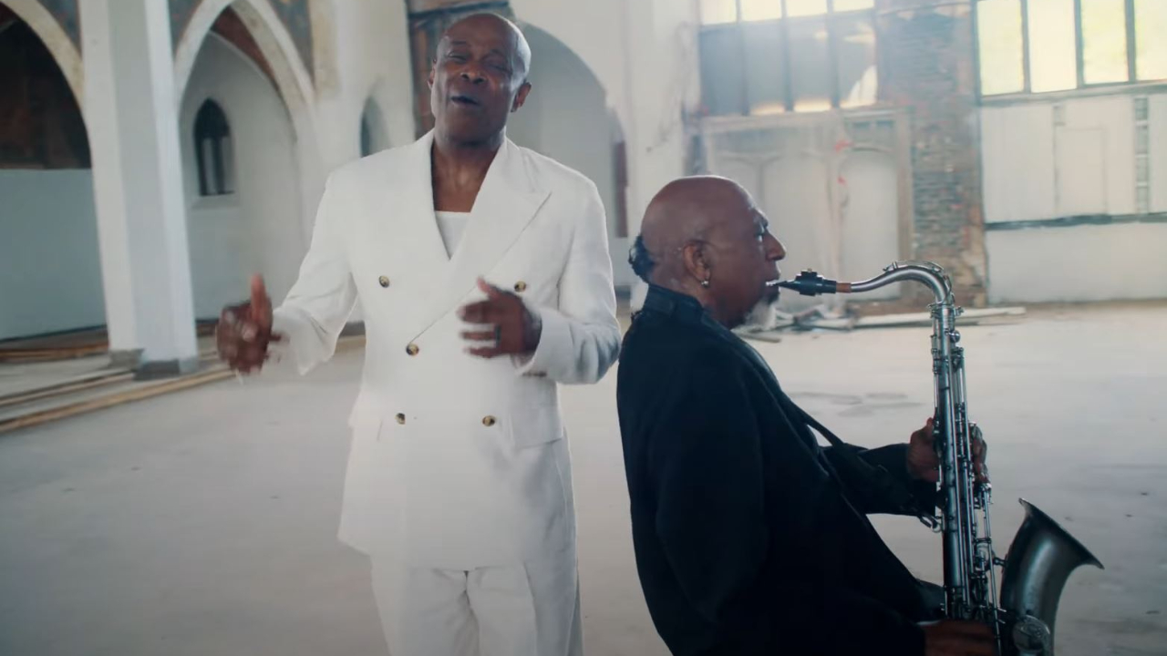 Dave McMurray reprend Al Jarreau sur "We Got By", et annonce un nouvel album !