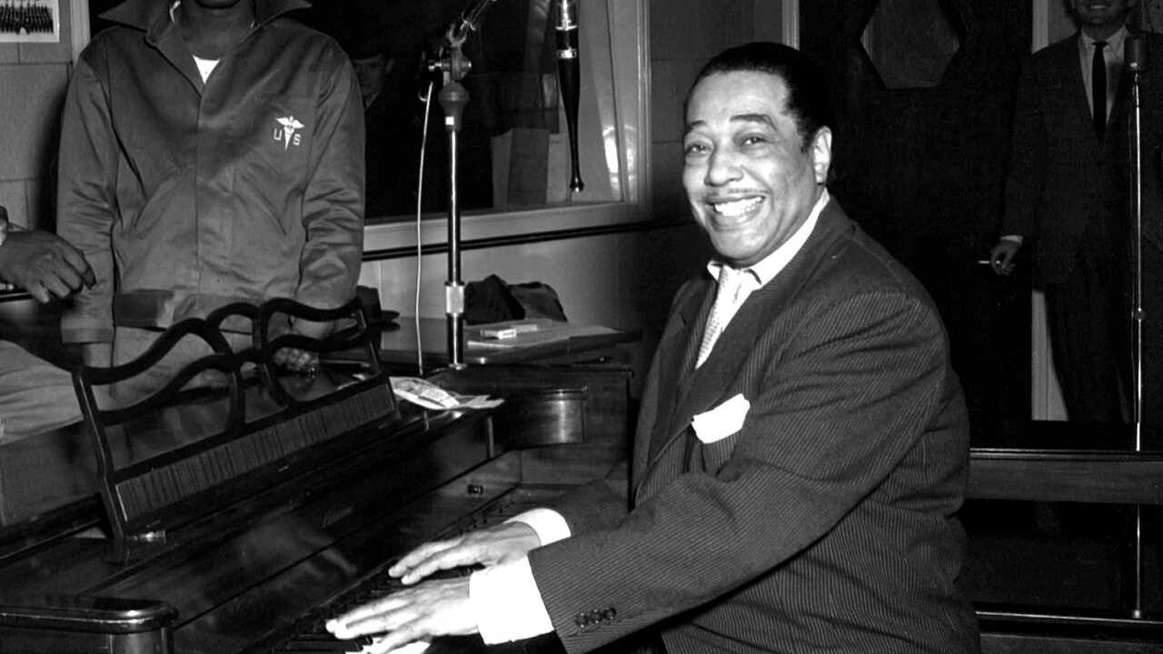 Duke Ellington : cette œuvre secrète qu'il a composée pour la reine Elizabeth II Duke Ellington : cette œuvre secrète qu'il a composée pour la reine Elizabeth II