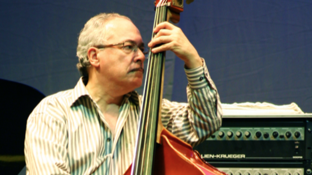 Eddie Gomez, 82 ans : la contrebasse qui a chanté avec Bill Evans Eddie Gomez, 82 ans : la contrebasse qui a chanté avec Bill Evans