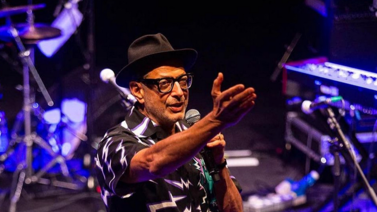 Jeff Goldblum annonce un nouvel album, "Plays Well With The Others"