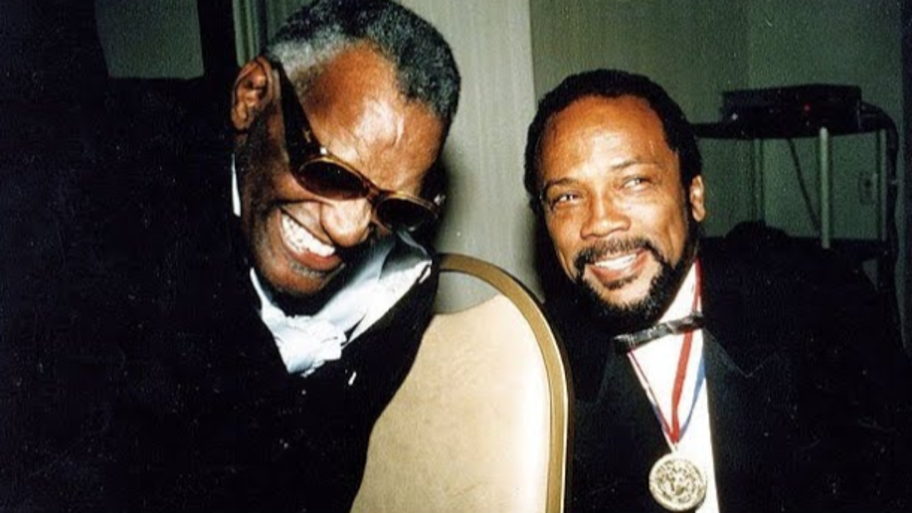 L'incroyable histoire d'amitié entre deux génies, Quincy Jones et Ray Charles