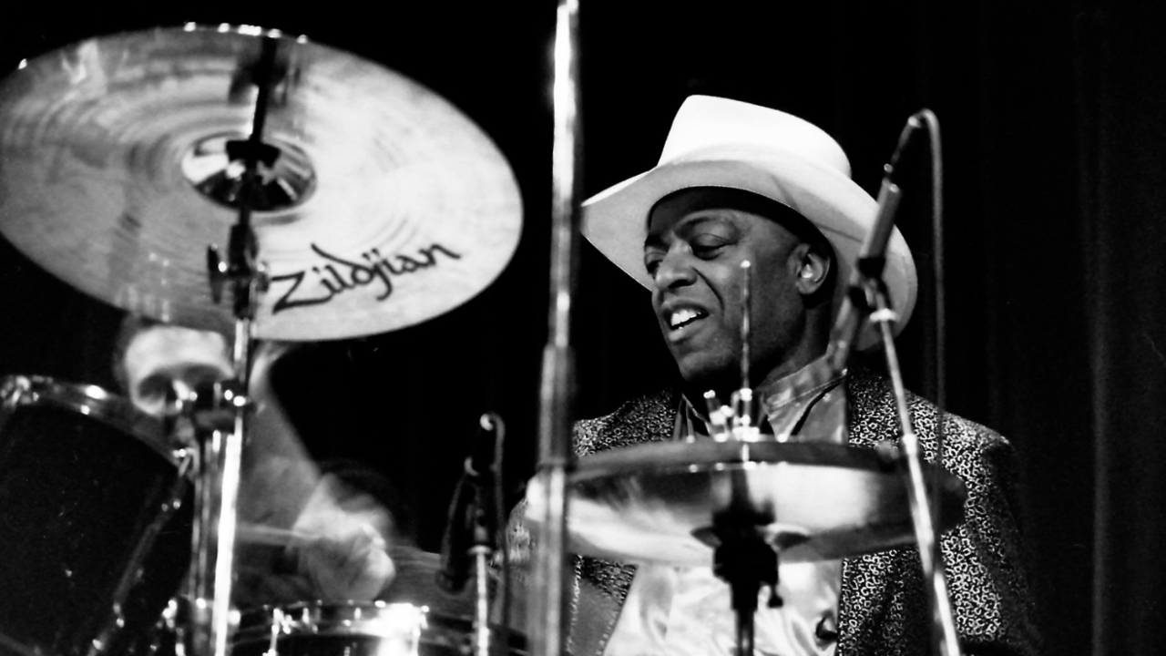 Le batteur de génie Roy Haynes a rangé ses baguettes