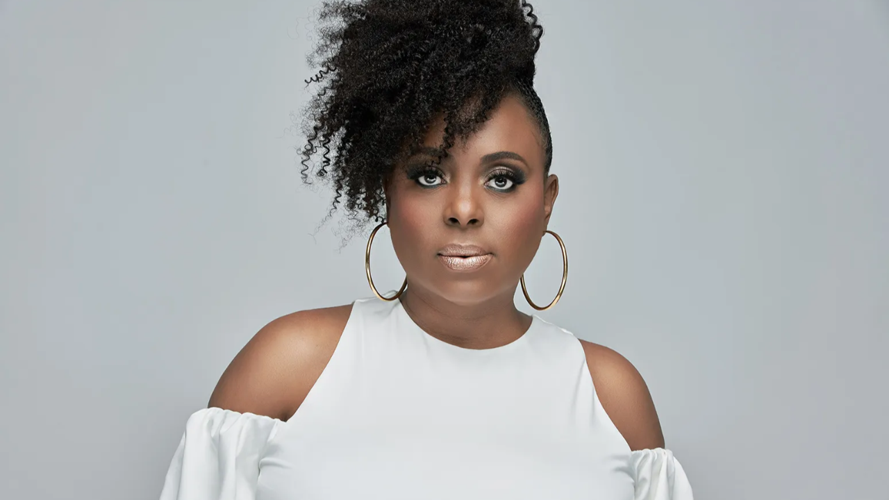 Ledisi : 54 ans de virtuosité brute et un trône ancré dans la galaxie soul Ledisi : 54 ans de virtuosité brute et un trône ancré dans la galaxie soul