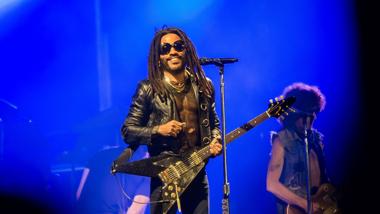 Lenny Kravitz a d&eacute;sormais son propre Ken