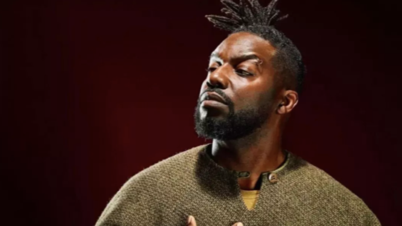 Plongez dans l'univers de Sly Johnson avec cette playlist unique