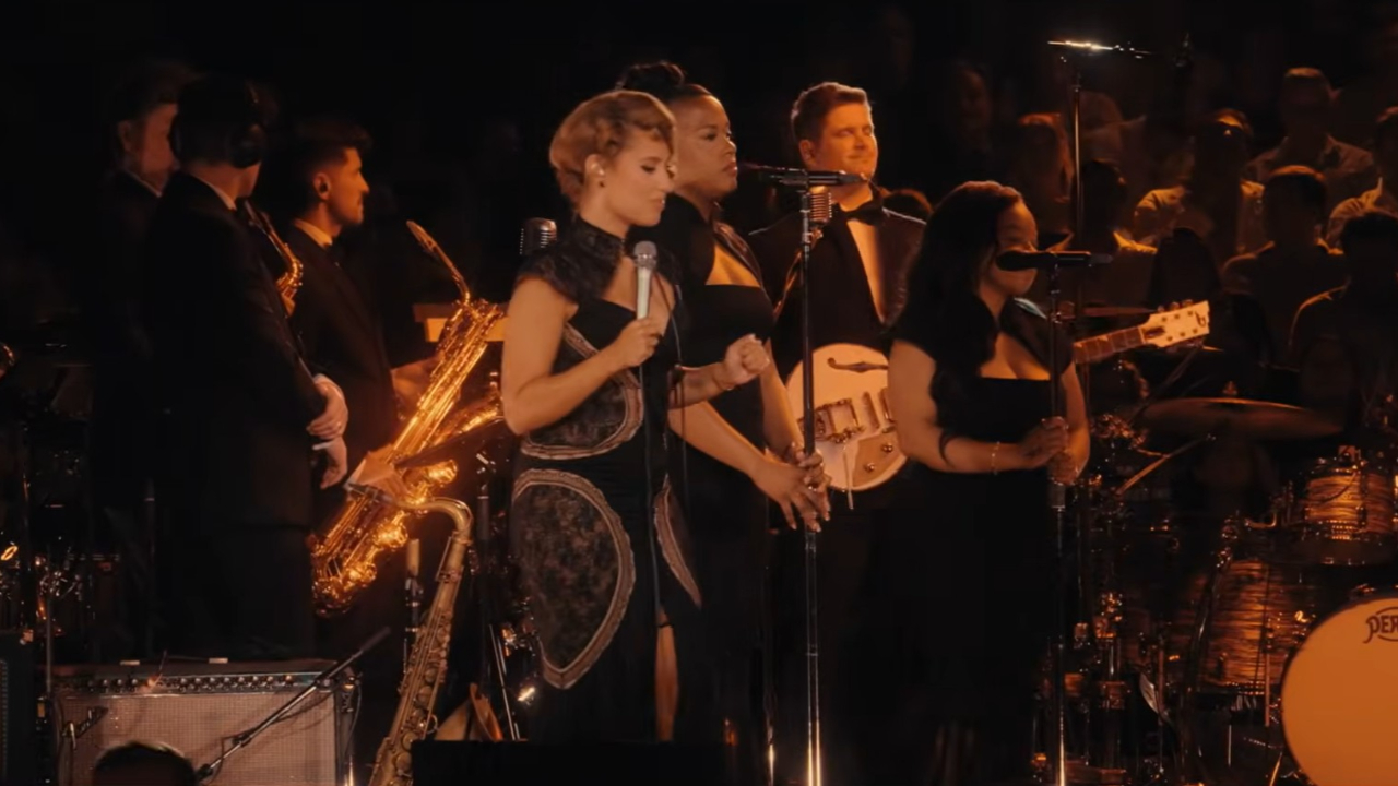 Raye au Montreux Jazz Festival : deux heures de show disponibles sur Youtube ! Raye au Montreux Jazz Festival : deux heures de show disponibles sur Youtube !