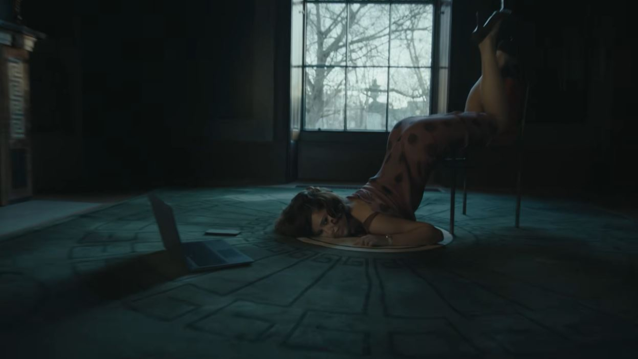 Raye d&eacute;voile le clip de "Click Clack Symphony", en collaboration avec Hans Zimmer !