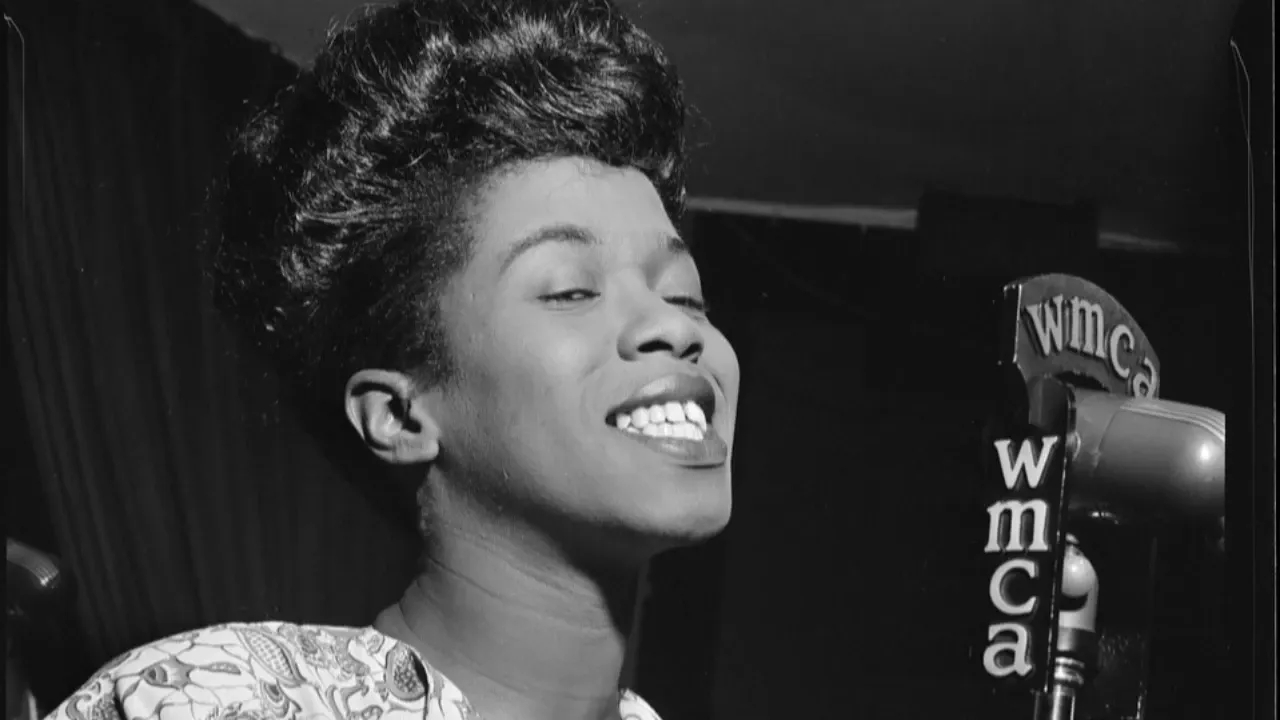 Sarah Vaughan : "Make Yourself Comfortable ", le tube qui r&eacute;v&egrave;le une autre facette de la diva du jazz