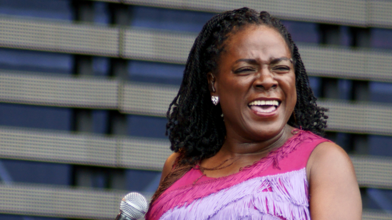 Sharon Jones : l’anniversaire d’une disparition qui continue de résonner dans l’histoire de la soul