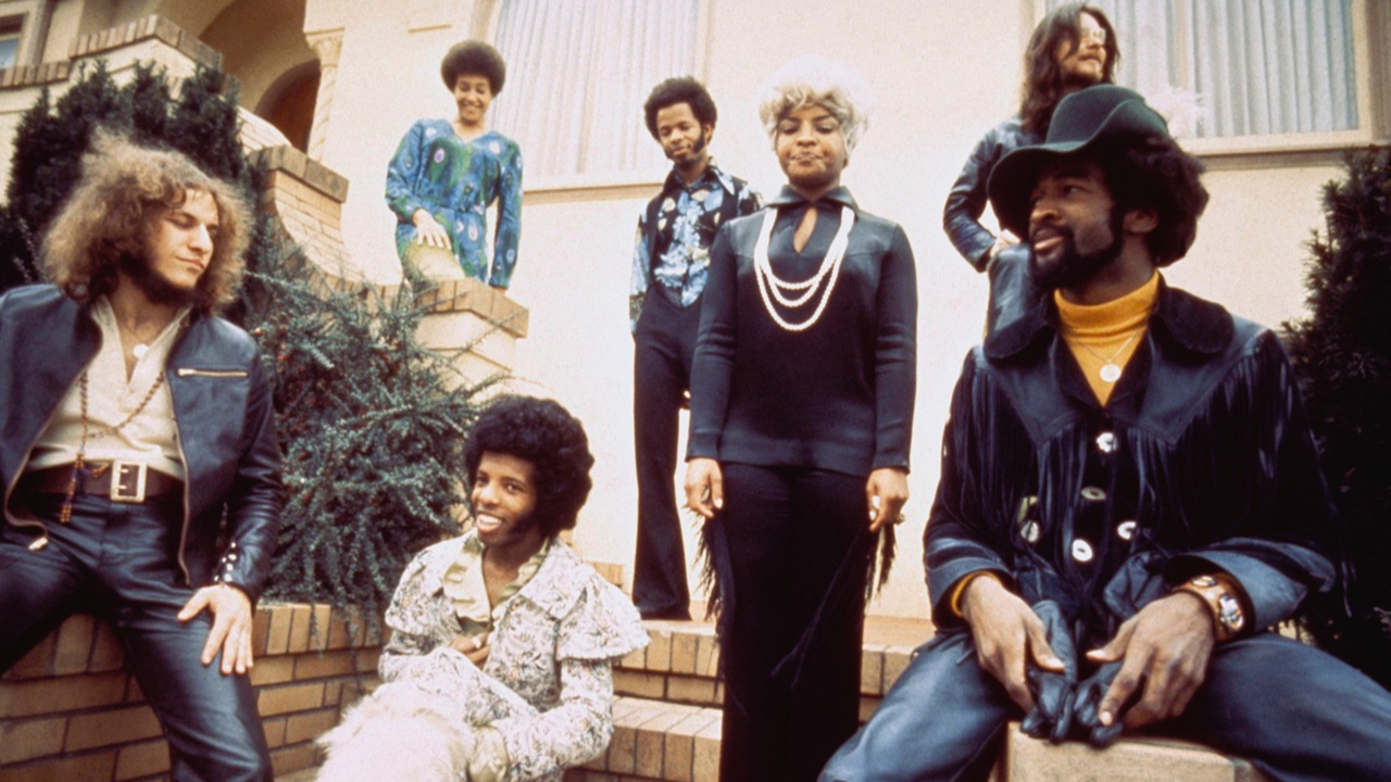 Sly Stone : l'h&eacute;ritage r&eacute;volutionnaire du p&egrave;re de la psych&eacute;-funk