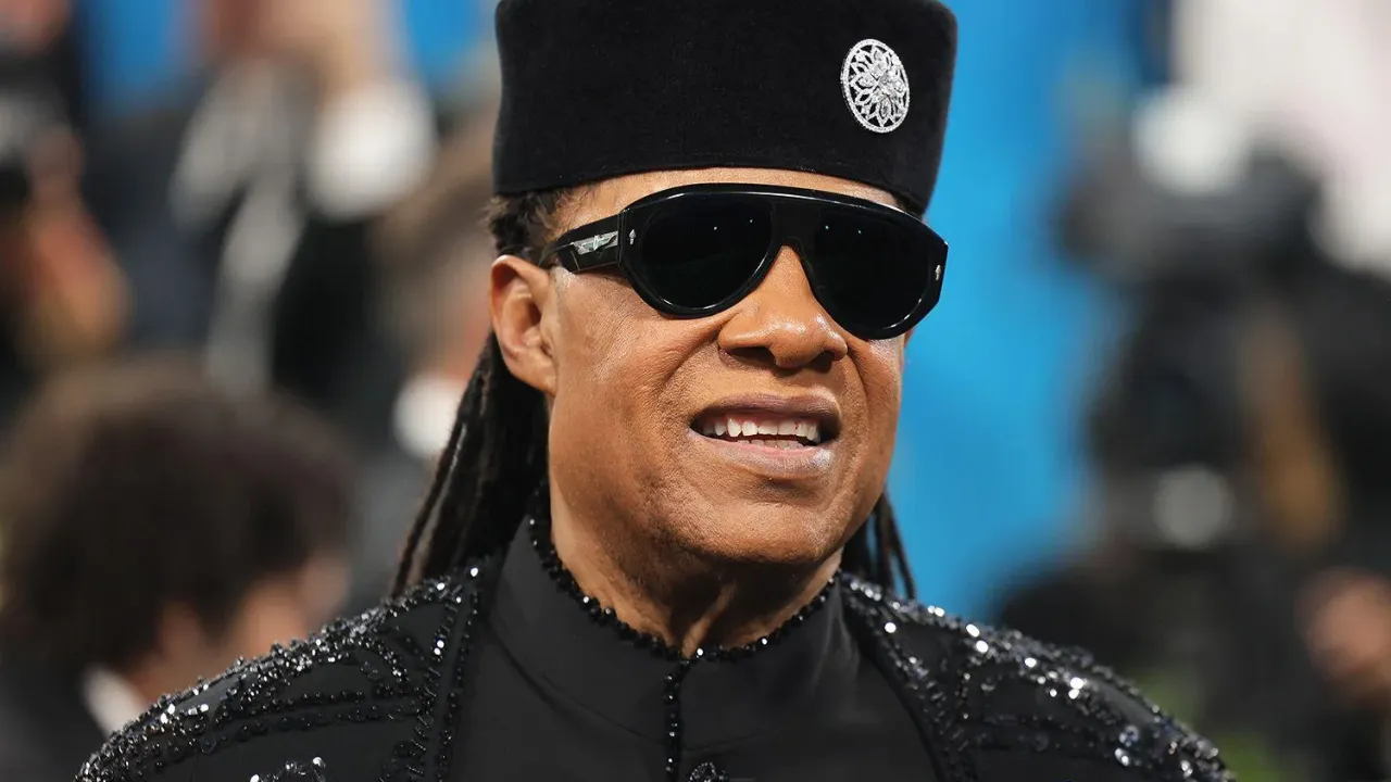 Stevie Wonder d&eacute;voile quatre titres in&eacute;dits pour les 50 ans de "Songs in the Key of Life"