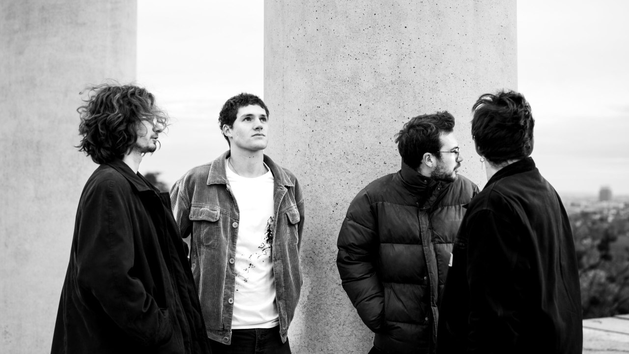 Vowski, le groupe de post-jazz parisien, dévoile son tout premier single "Ashes Wrilwind" Vowski, le groupe de post-jazz parisien, dévoile son tout premier single "Ashes Wrilwind"