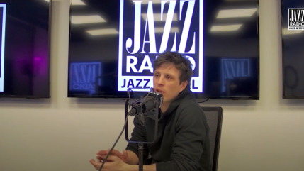 Charles Pasi nous en dit plus sur son "diamant" brut "Adamas", un album hommage puissant Charles Pasi nous en dit plus sur son "diamant" brut "Adamas", un album hommage puissant