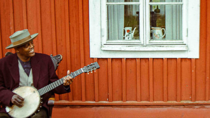 Découvrez le clip de « Family », le nouveau single du bluesman Eric Bibb (vidéo) Découvrez le clip de « Family », le nouveau single du bluesman Eric Bibb (vidéo)