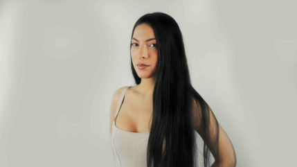 Elia Orson est "Insane" dans son premier projet