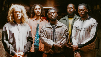 Ezra Collective se met aux couleurs de Noël avec leur nouvel EP !