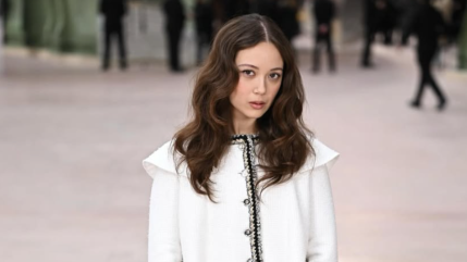 Laufey dévoile son nouveau single "Silver Lining" Laufey dévoile son nouveau single "Silver Lining"