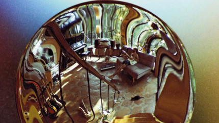 Le multi-instrumentiste FKJ en concert au Zénith de Paris Le multi-instrumentiste FKJ en concert au Zénith de Paris