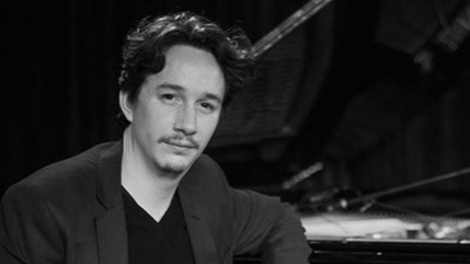 Le pianiste Fred Nardin se réapproprie "Nightcall" de Kavinsky