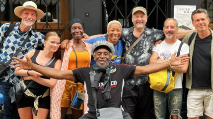 Les Brooklyn Funk Essentials reviennent avec un classique des Talking Heads