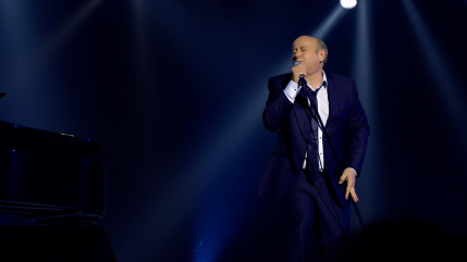 Michel Jonasz signe un retour triomphal au Dôme de Paris avec sa tournée SOUL TOUR et un nouvel album live, "Basic Soul"