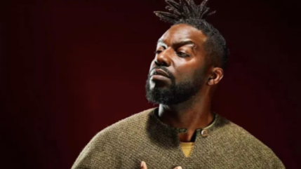 Plongez dans l'univers de Sly Johnson avec cette playlist unique Plongez dans l'univers de Sly Johnson avec cette playlist unique