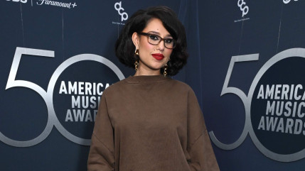 RAYE, entre soul et vérité : la voix d’une génération