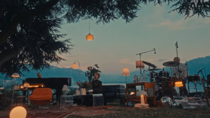 Selah Sue and The Gallands : découvrez leur incroyable "Lake Session" au Montreux Jazz Festival Selah Sue and The Gallands : découvrez leur incroyable "Lake Session" au Montreux Jazz Festival