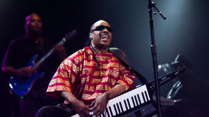 Stevie Wonder très politique pour son retour avec "Can we fix our nation’s broken heart" Stevie Wonder très politique pour son retour avec "Can we fix our nation’s broken heart"