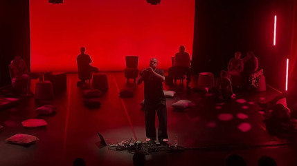 Yom d&eacute;voile &ldquo;Cosmogonia&rdquo; : une exp&eacute;rience musicale immersive entre transe sonore et rituel contemporain