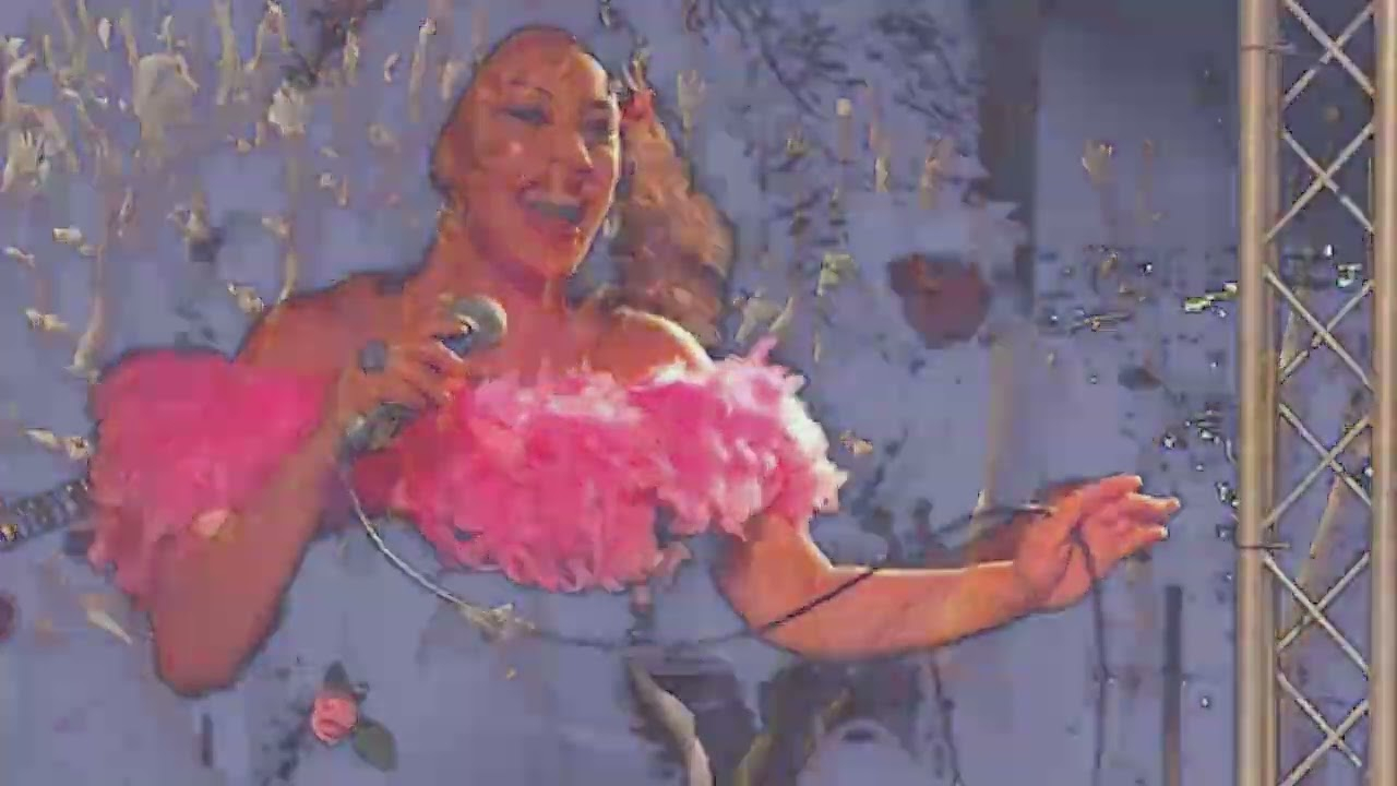 Bart&Baker célèbre les femmes dans "That's my girl"