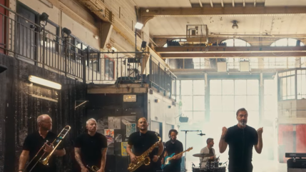 Electro Deluxe : la live session de "One In A Million" Electro Deluxe : la live session de "One In A Million"